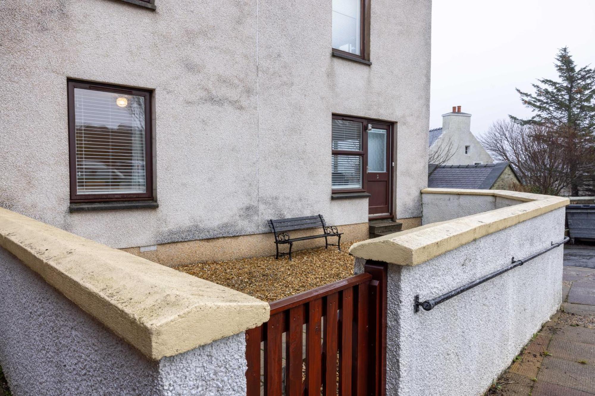Stouts Court Apartment Lerwick Exteriör bild